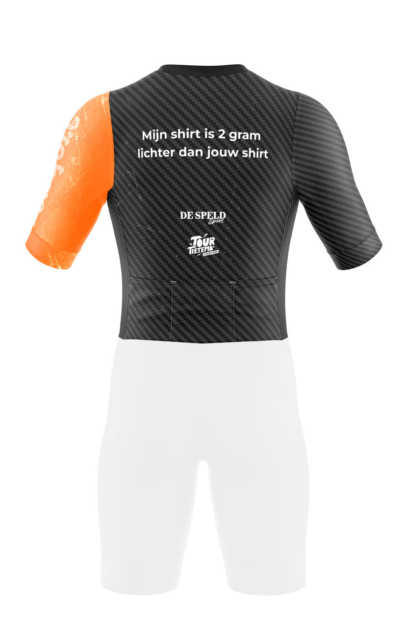 Tour de Tietema x De Speld Sport: Wielershirt 'Mijn shirt is 2 gram lichter dan jouw shirt'